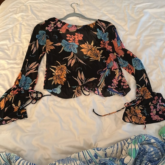 Free People Of Paradise Black Combo long sleeve top XS great condition - Picture 13 of 13